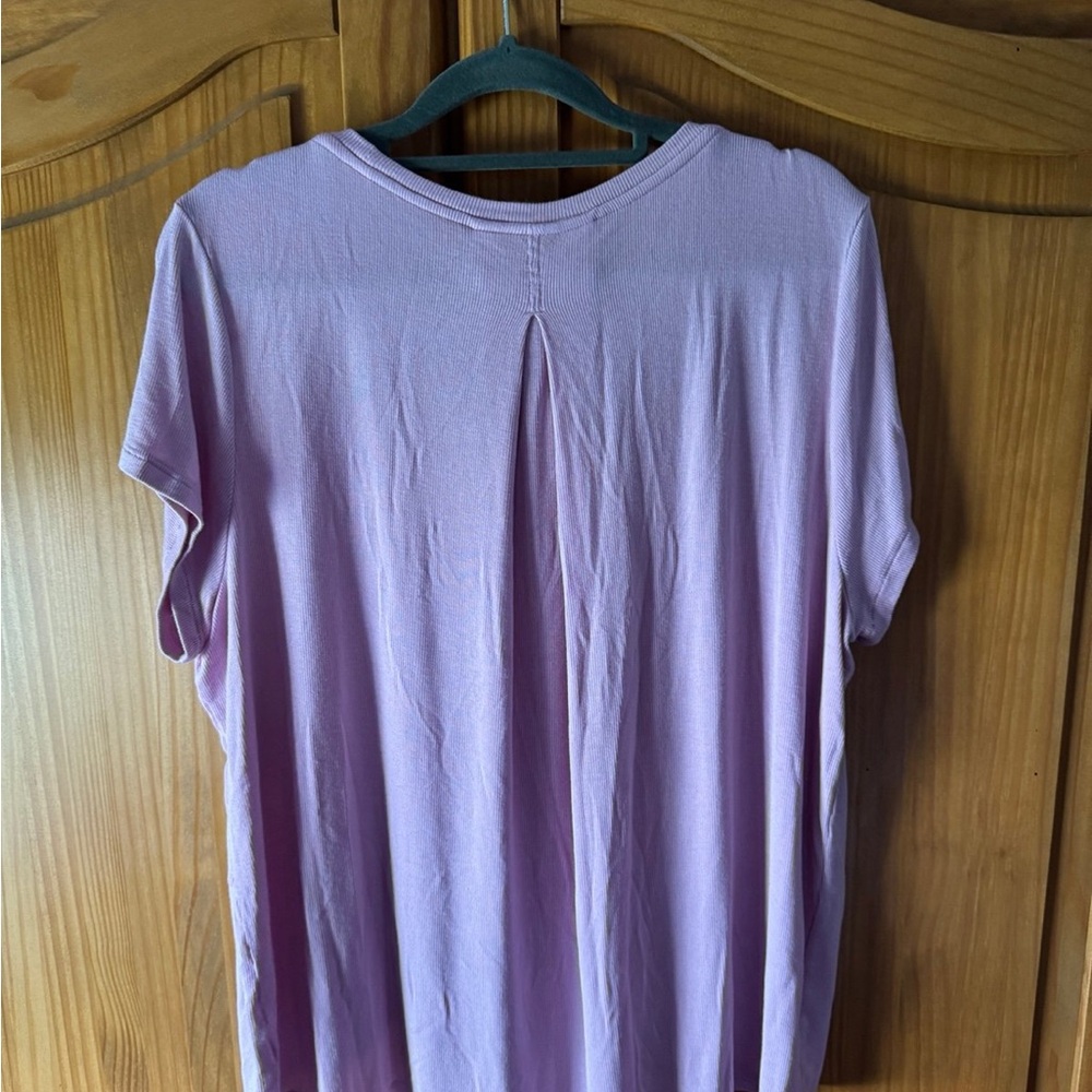 Athleta With Ease Tee ribbed Size medium